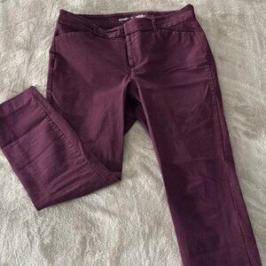 Old Navy High-Rise Pixie Skinny